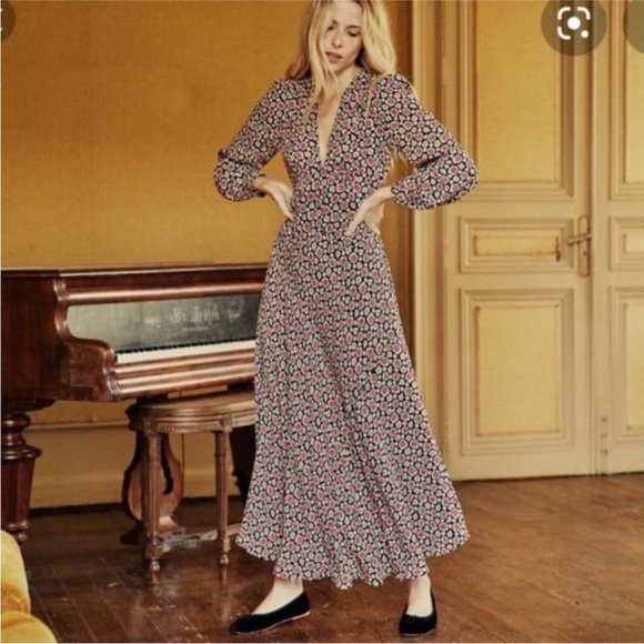 Doen Dresses & Skirts - Doen XS Charleston Maxi Dress Navy Floral Bellflower